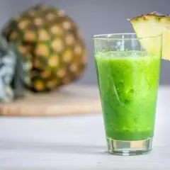 Zdrowe koktajle z jarmużu, które odmienią Twoje samopoczucie