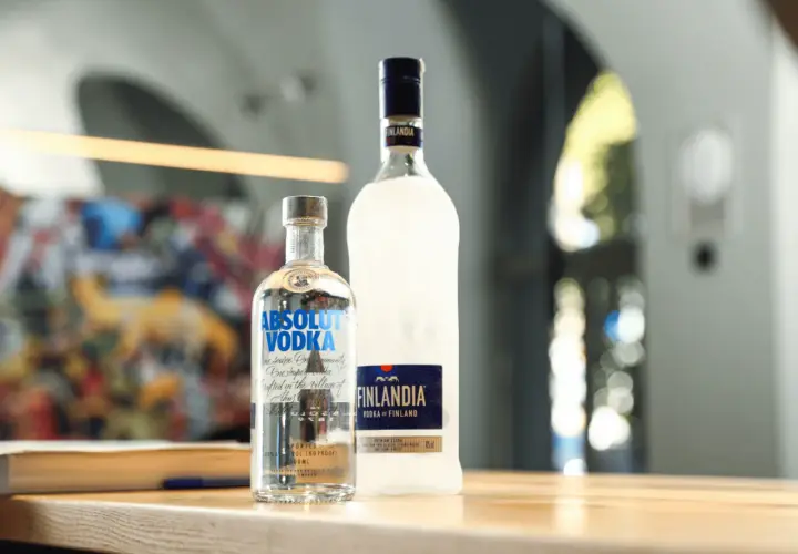 Jaki alkohol do nalewek? Odkryj najlepsze opcje i sekrety smaku