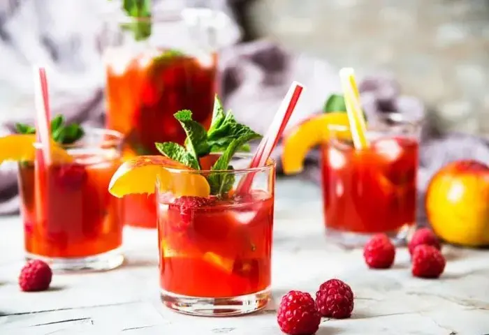 Najlepsze drinki z Soplica smakową, które zaskoczą Twoich gości