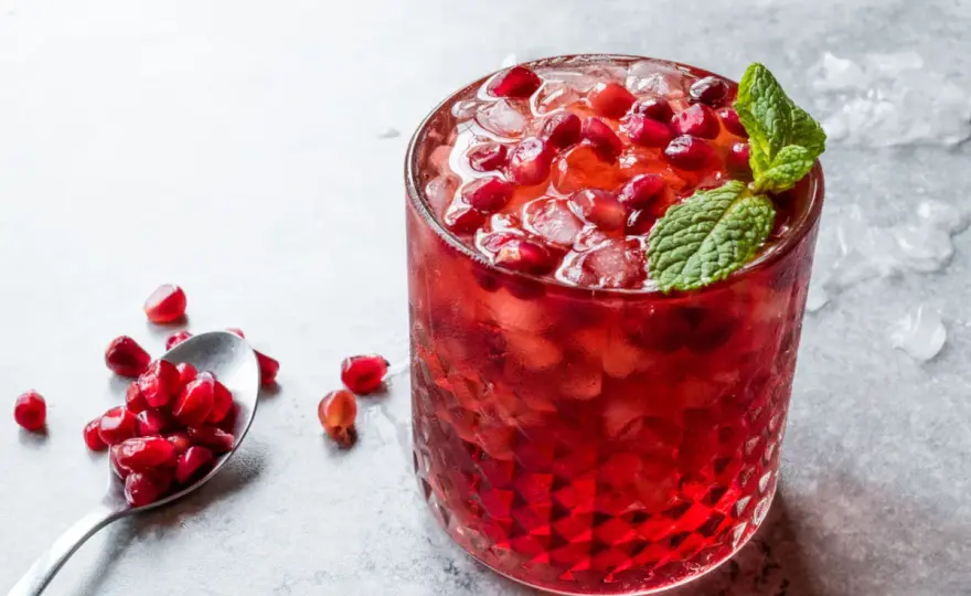Grenadyna - Co to jest i jak jej używać w drinkach?