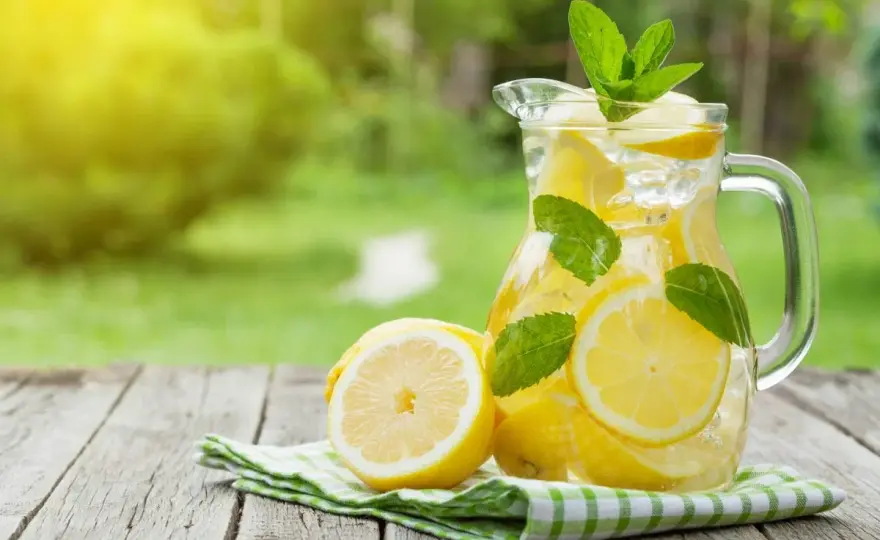 Domowa lemoniada - Jak uzyskać idealny balans smaku bez goryczy?