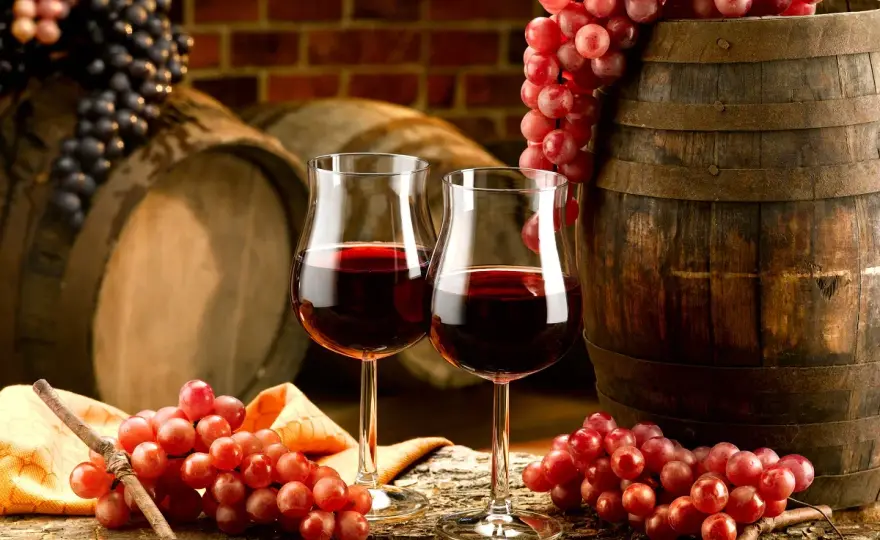Czy wino może się zepsuć - Jak rozpoznać i ile wytrzyma po otwarciu?