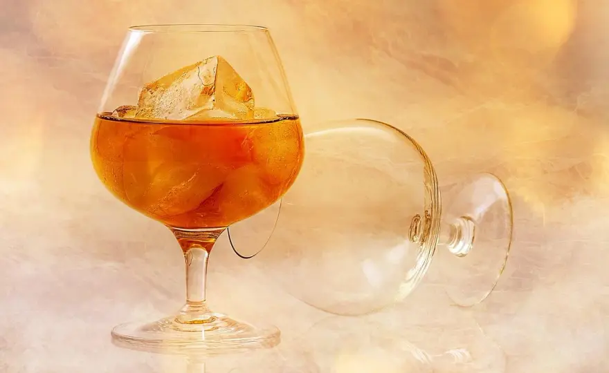Jak pić brandy? Sekrety podania i degustacji