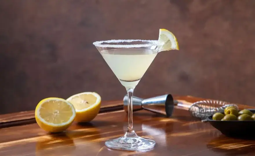 Martini Bianco - Jak mieszać? Proste drinki i proporcje